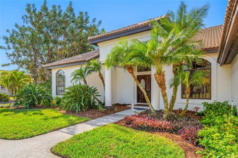 House in Tampa, Florida 5 bedrooms, 291.16 sq.m. № 1522850 - photo 6