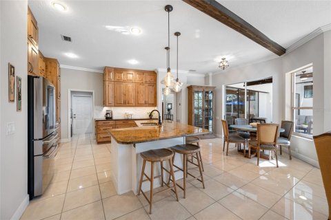 House in Tampa, Florida 5 bedrooms, 291.16 sq.m. № 1522850 - photo 25