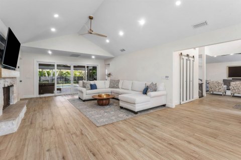 Villa ou maison à vendre à Jupiter, Floride: 4 chambres, 280.66 m2 № 2254585 - photo 12