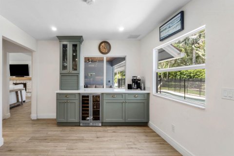 Villa ou maison à vendre à Jupiter, Floride: 4 chambres, 280.66 m2 № 2254585 - photo 5