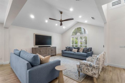 Villa ou maison à vendre à Jupiter, Floride: 4 chambres, 280.66 m2 № 2254585 - photo 10