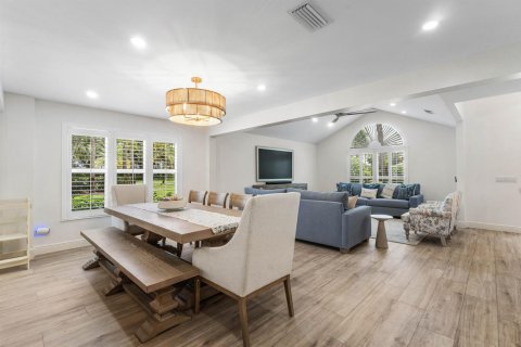 Villa ou maison à vendre à Jupiter, Floride: 4 chambres, 280.66 m2 № 2254585 - photo 9