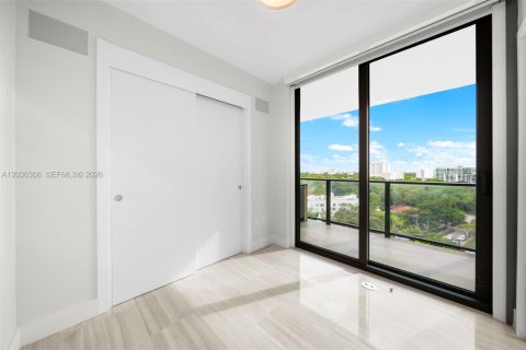 Condo in Miami, Florida, 2 bedrooms № 2154033 - photo 18