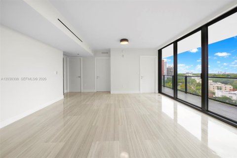 Condo in Miami, Florida, 2 bedrooms № 2154033 - photo 10