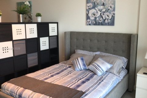 Condominio en alquiler en Miami, Florida, 53.88 m2 № 2010170 - foto 5