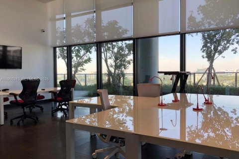 Condominio en alquiler en Miami, Florida, 53.88 m2 № 2010170 - foto 24