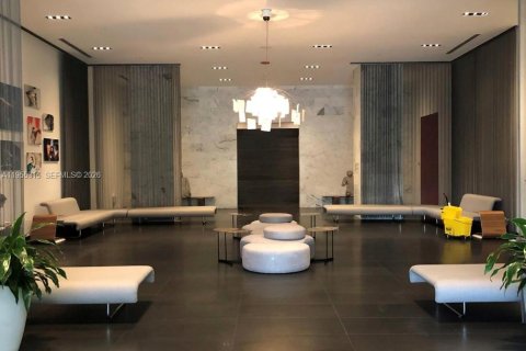 Condominio en alquiler en Miami, Florida, 53.88 m2 № 2010170 - foto 19