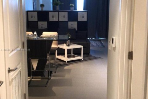 Condominio en alquiler en Miami, Florida, 53.88 m2 № 2010170 - foto 8