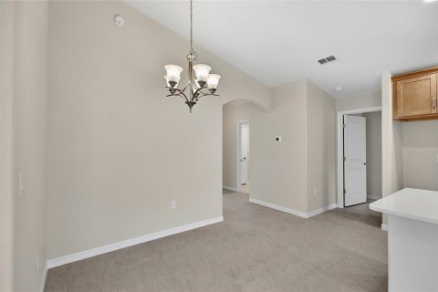 House in Palm Coast, Florida 4 bedrooms, 140.93 sq.m. № 2130348 - photo 14