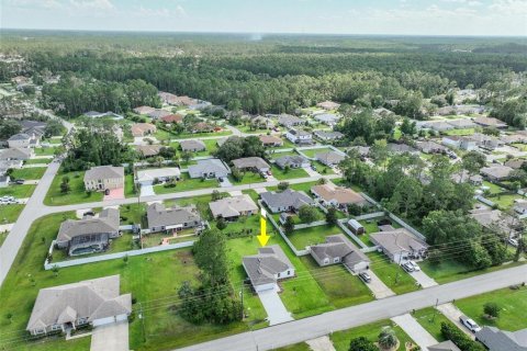 House in Palm Coast, Florida 4 bedrooms, 140.93 sq.m. № 2130348 - photo 4