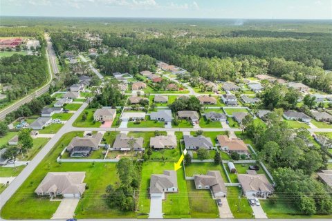 House in Palm Coast, Florida 4 bedrooms, 140.93 sq.m. № 2130348 - photo 5