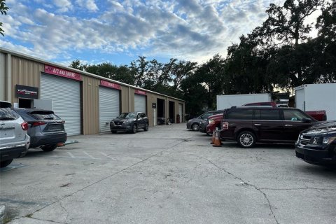 Commercial property in Orlando, Florida 522.58 sq.m. № 1840300 - photo 1