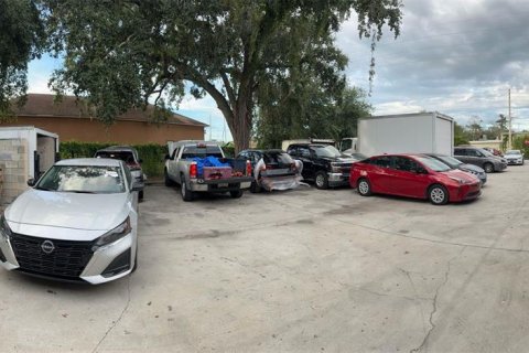 Commercial property in Orlando, Florida 522.58 sq.m. № 1840300 - photo 10