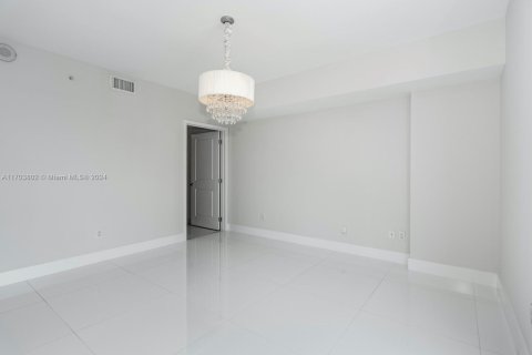 Copropriété à vendre à Sunny Isles Beach, Floride: 3 chambres, 158.4 m2 № 1979034 - photo 18