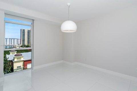 Copropriété à vendre à Sunny Isles Beach, Floride: 3 chambres, 158.4 m2 № 1979034 - photo 27