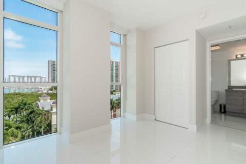 Copropriété à vendre à Sunny Isles Beach, Floride: 3 chambres, 158.4 m2 № 1979034 - photo 25