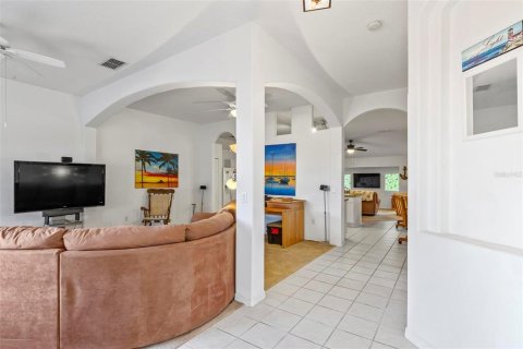 Купить виллу или дом в Палм-Кост, Флорида 11 комнат, 198.81м2, № 1856515 - фото 7