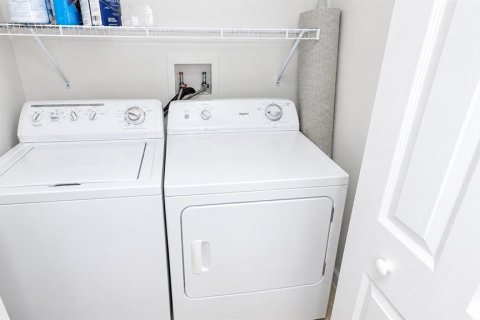 Copropriété à louer à Sarasota, Floride: 2 chambres, 100.71 m2 № 2387682 - photo 23