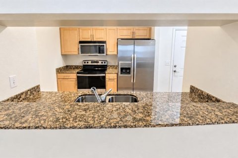 Copropriété à louer à Sarasota, Floride: 2 chambres, 100.71 m2 № 2387682 - photo 4