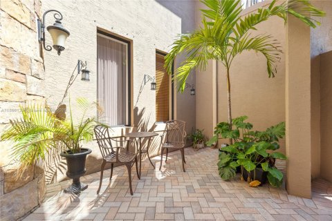 Villa ou maison à vendre à Wellington, Floride: 4 chambres, 332.22 m2 № 1922031 - photo 7