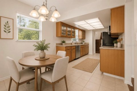 Купить виллу или дом в Сеффнер, Флорида 6 комнат, 223.99м2, № 2167015 - фото 22
