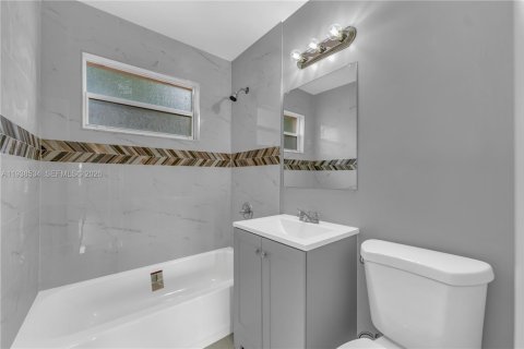 House in West Park, Florida 3 bedrooms, 120.77 sq.m. № 1996138 - photo 13