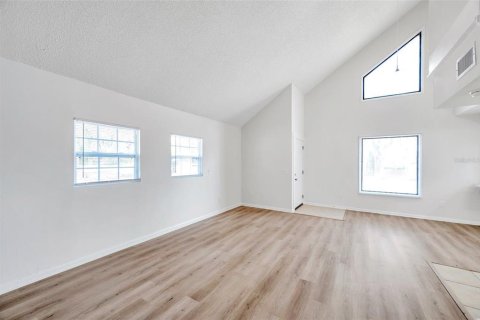 Купить виллу или дом в Тампа, Флорида 6 комнат, 129.69м2, № 1757408 - фото 17