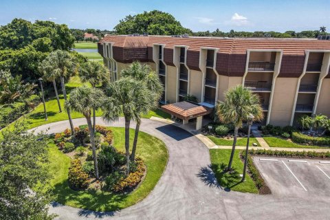 Copropriété à vendre à Palm Beach Gardens, Floride: 2 chambres, 121.24 m2 № 2188987 - photo 2
