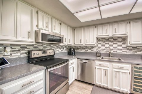 Copropriété à vendre à Palm Beach Gardens, Floride: 2 chambres, 121.24 m2 № 2188987 - photo 13
