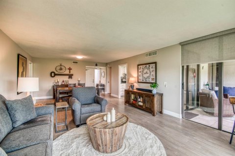 Copropriété à vendre à Palm Beach Gardens, Floride: 2 chambres, 121.24 m2 № 2188987 - photo 9