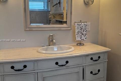 Купить кондоминиум в Лодердейл-Лейкс, Флорида 2 спальни, 87.7м2, № 2036530 - фото 12