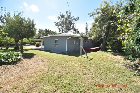 Casa en alquiler en Saint Petersburg, Florida, 3 dormitorios, 106.28 m2 № 1915597 - foto 27