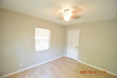 Casa en alquiler en Saint Petersburg, Florida, 3 dormitorios, 106.28 m2 № 1915597 - foto 17