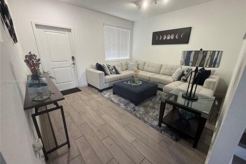 Touwnhouse à vendre à Homestead, Floride: 3 chambres, 120.96 m2 № 2010915 - photo 24