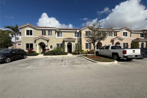Touwnhouse à vendre à Homestead, Floride: 3 chambres, 120.96 m2 № 2010915 - photo 28
