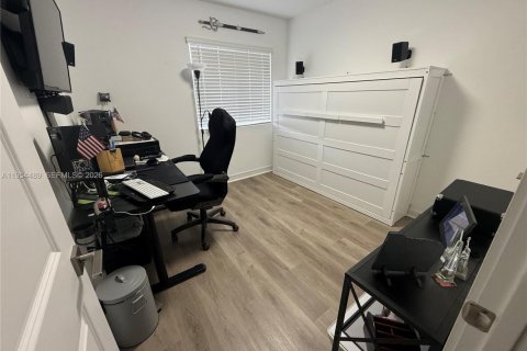 Touwnhouse à vendre à Homestead, Floride: 3 chambres, 120.96 m2 № 2010915 - photo 10