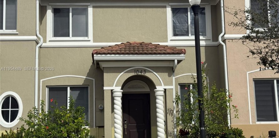 Touwnhouse à Homestead, Floride 3 chambres, 120.96 m2 № 2010915