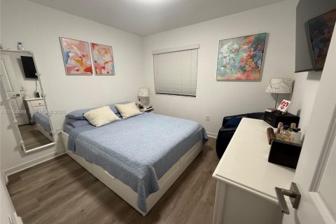 Touwnhouse à vendre à Homestead, Floride: 3 chambres, 120.96 m2 № 2010915 - photo 12