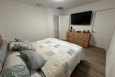 Touwnhouse à vendre à Homestead, Floride: 3 chambres, 120.96 m2 № 2010915 - photo 14