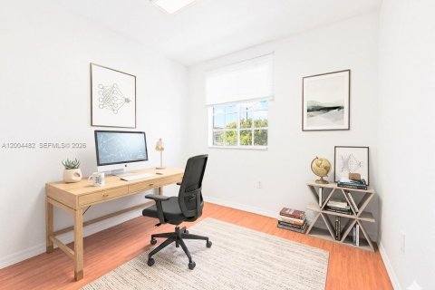 Купить кондоминиум в Дорал, Флорида 3 спальни, 131.92м2, № 2068582 - фото 14