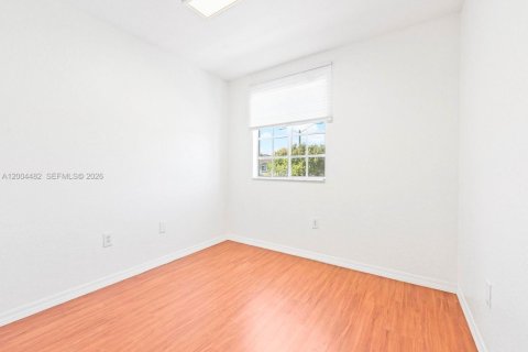 Купить кондоминиум в Дорал, Флорида 3 спальни, 131.92м2, № 2068582 - фото 15