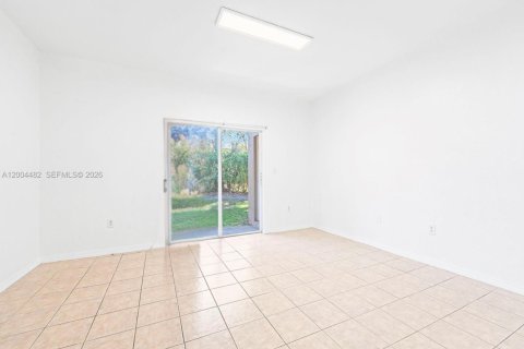 Купить кондоминиум в Дорал, Флорида 3 спальни, 131.92м2, № 2068582 - фото 7