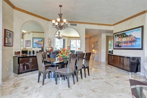 Condominio en venta en Aventura, Florida, 3 dormitorios, 227.61 m2 № 1867546 - foto 23