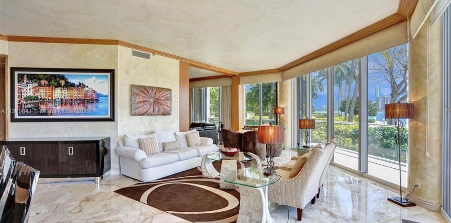 Condominio en Aventura, Florida, 3 dormitorios  № 1867546