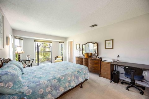 House in Port Charlotte, Florida 3 bedrooms, 164.62 sq.m. № 1893792 - photo 19