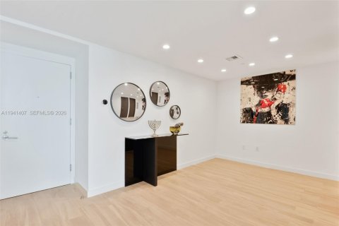 Copropriété à vendre à Miami, Floride: 2 chambres, 101.08 m2 № 1998408 - photo 5