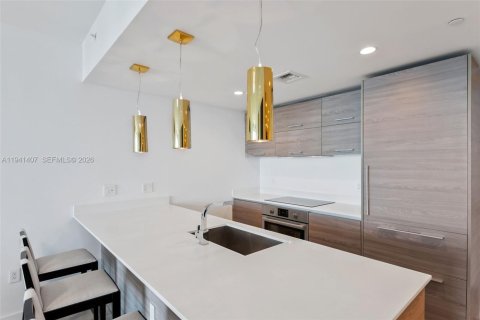 Copropriété à vendre à Miami, Floride: 2 chambres, 101.08 m2 № 1998408 - photo 6