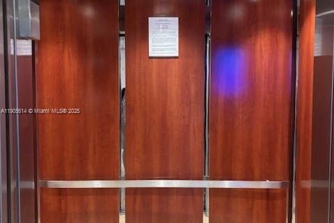 Снять в аренду кондоминиум в Норт-Бей-Виллидж, Флорида 1 спальня, 87.33м2, № 1956236 - фото 18