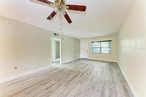 Condominio en alquiler en Bradenton, Florida, 2 dormitorios, 97.55 m2 № 1908855 - foto 23