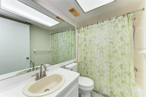 Condominio en alquiler en Bradenton, Florida, 2 dormitorios, 97.55 m2 № 1908855 - foto 25